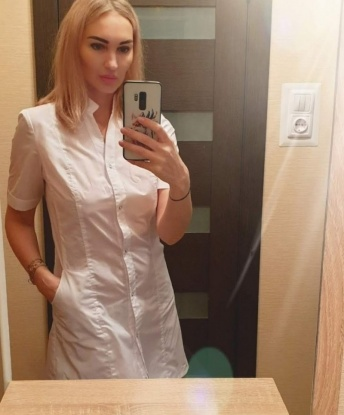 Живу в Москве и готова подарить тебе незабываемые моменты нашей встречи. Мои услуги включают классический и эротический массаж, оральный и классический секс, а также фетиш и ролевые игры. На моих фото ты можешь оценить мою красоту и изящные формы. В моих отзывах уверена ты найдешь только самые лестные слова о моей работе. Жду твоего звонка, чтобы вместе погрузиться в мир наслаждения и удовольствия! 😘🔥 Фаина